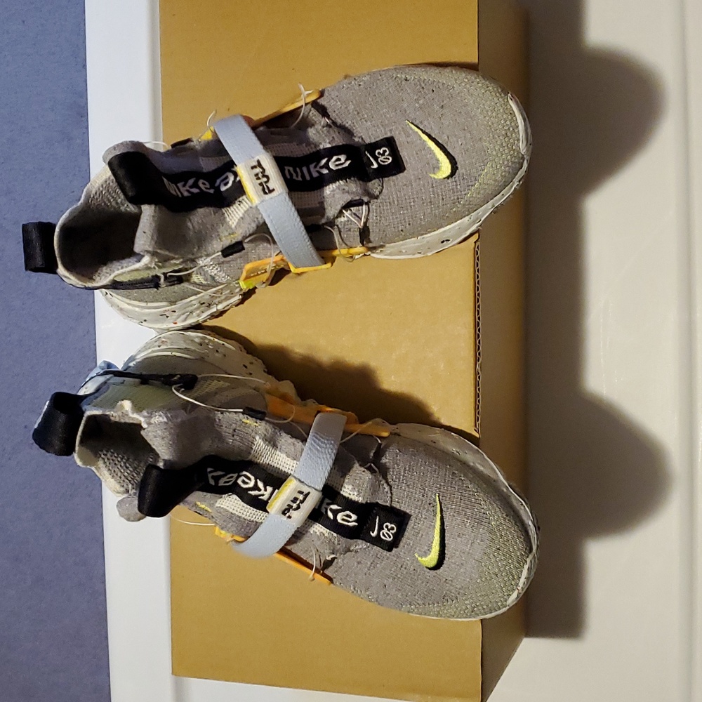 Nike Space Hippie 03